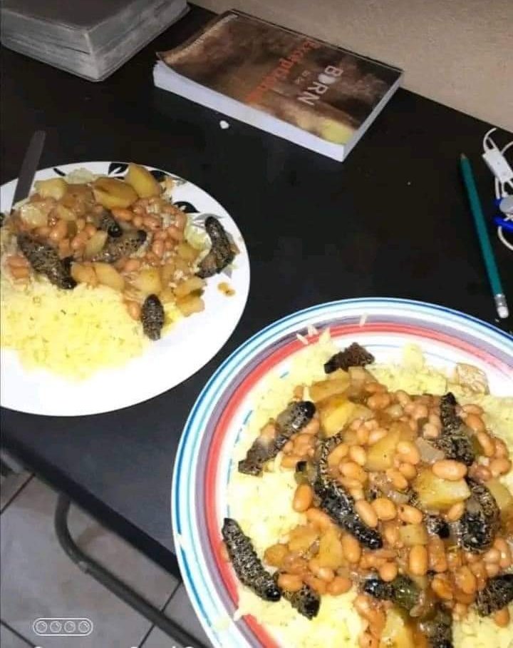Drunkards_FC's tweet photo. Bulawayo Zwitter FC team meal before the game 🤣 https://t.co/cpTSVRpd8e