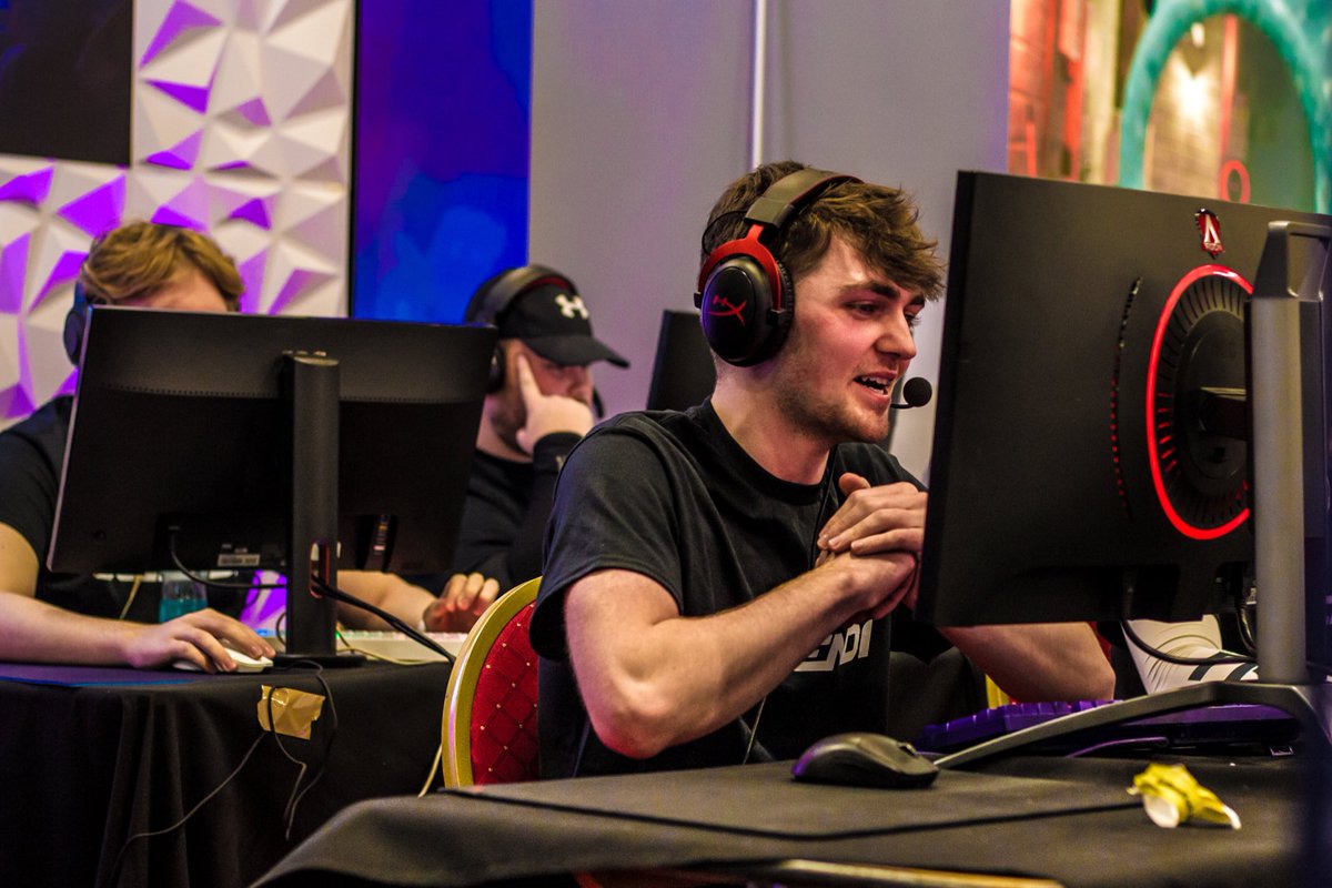 ⚡️X 🇮🇪 <a href="/Pause_R6/">Pause</a> 

#GF_RDS <a href="/GamerFestIE/">PaedoFest</a>