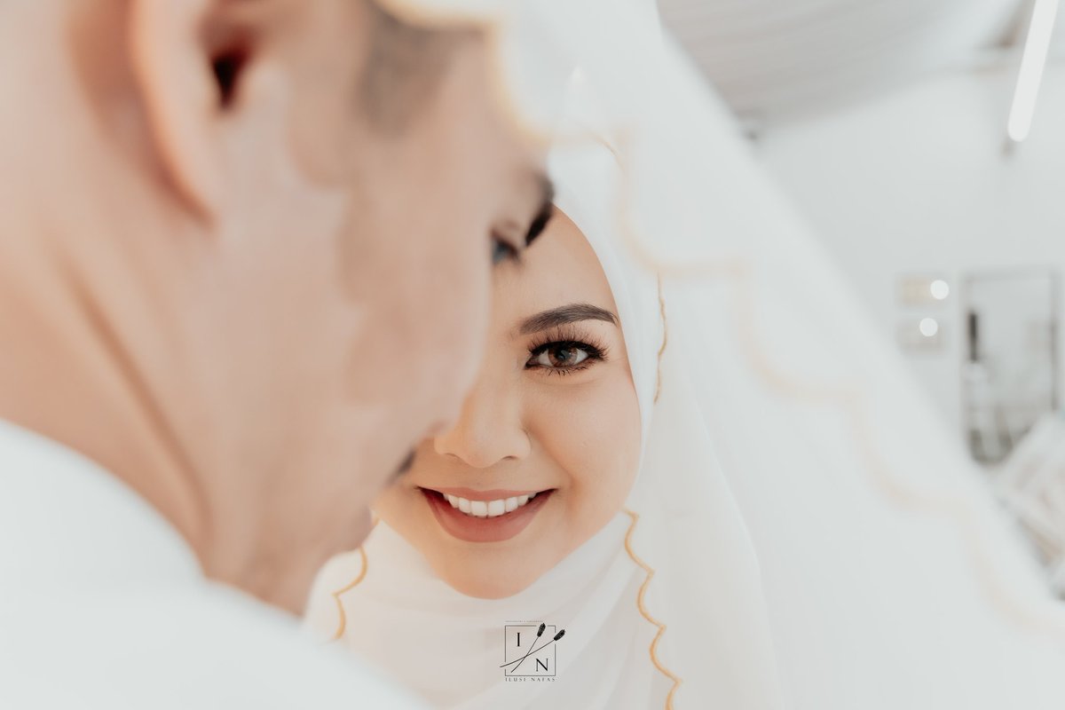 ilusinafas's tweet photo. Majlis Akad Of Zafirah X Azaham
•
Pelamin : @bukitmarakwedding
•
Untuk Maklumat Photograph Boleh klik link di bawah :
https://t.co/VsuOzz4ZAD

#weddingclassic #photographer #photographykelantan #photographerkl #photographykelantan #putrajayamalaysia #bridestory #bridemalaysia https://t.co/z88DxPlyHA