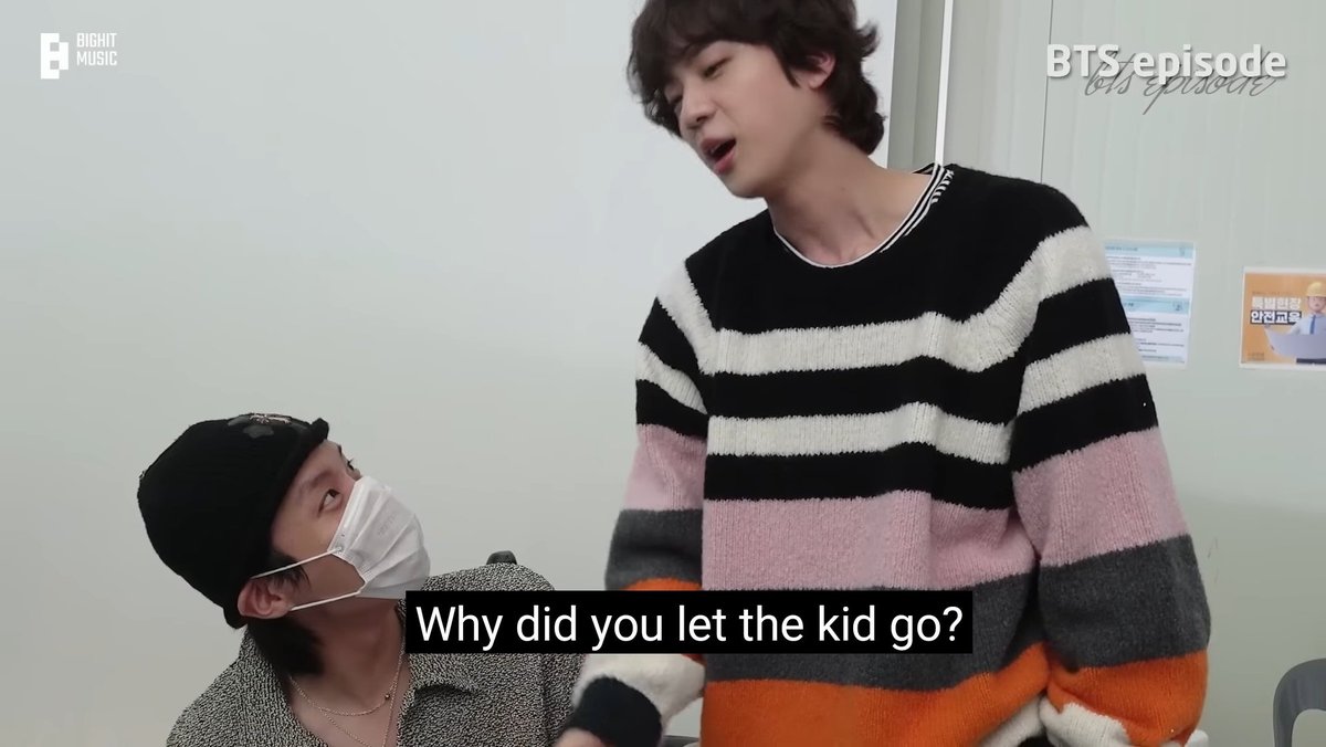 wangteaco's tweet photo. "why did you let the kid go?" NOOOO 😭😭 https://t.co/SeWQeDuFSY