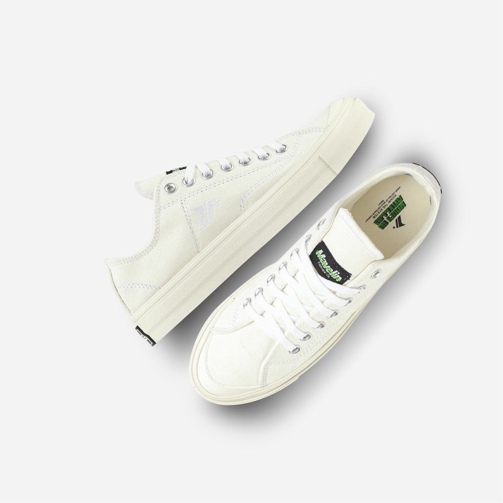 racunlokalpr1de's tweet photo. Rekomendasi sepatu pendek putih bahan kanvas Lokalpride 

— A Thread —

Tags cut syifa barca #UCLdraw #UCL 3 Desember #kebayamerah Kiky gattuso bellingham club brugge valverde coop https://t.co/E4nbmsxkHn