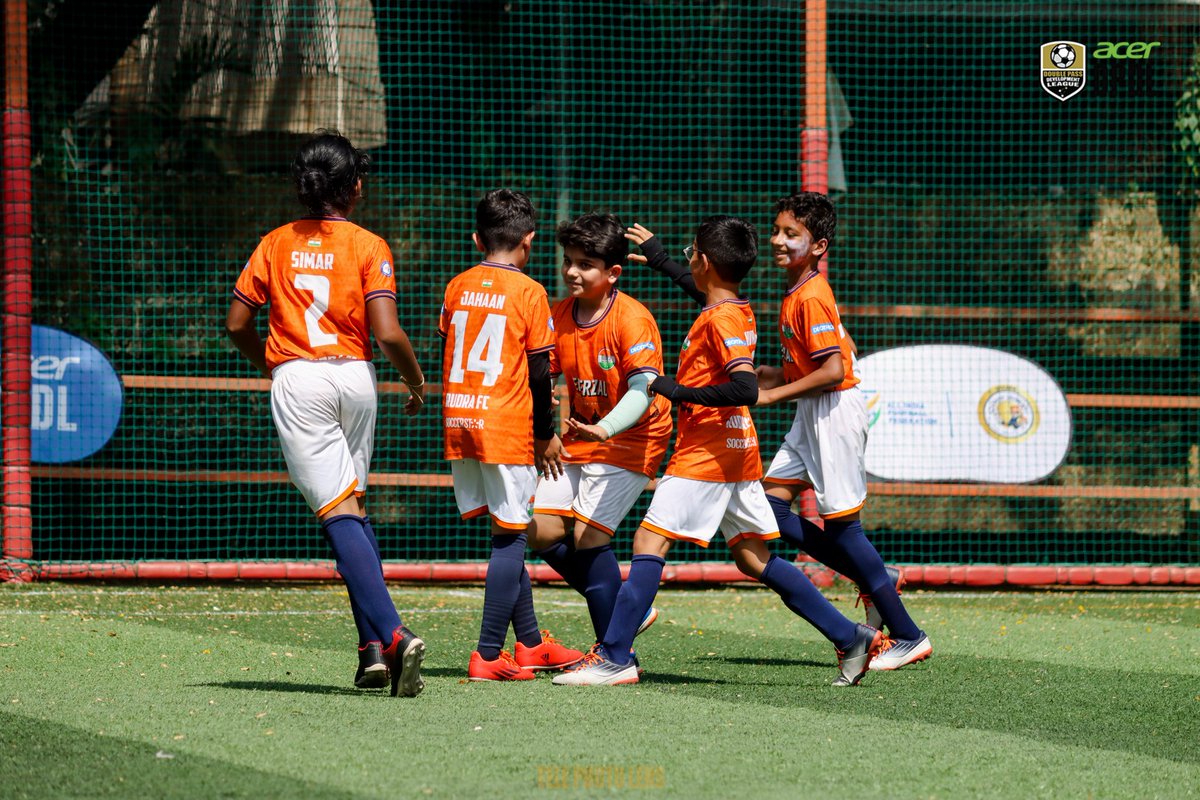 DPDL_official's tweet photo. Monday Blues? Sorry we're still not over Matchweek 2 yet 👀⚽

#GrassrootsToProBoots #DPDLMumbai #IndianFootball https://t.co/7s6ARKIxMY