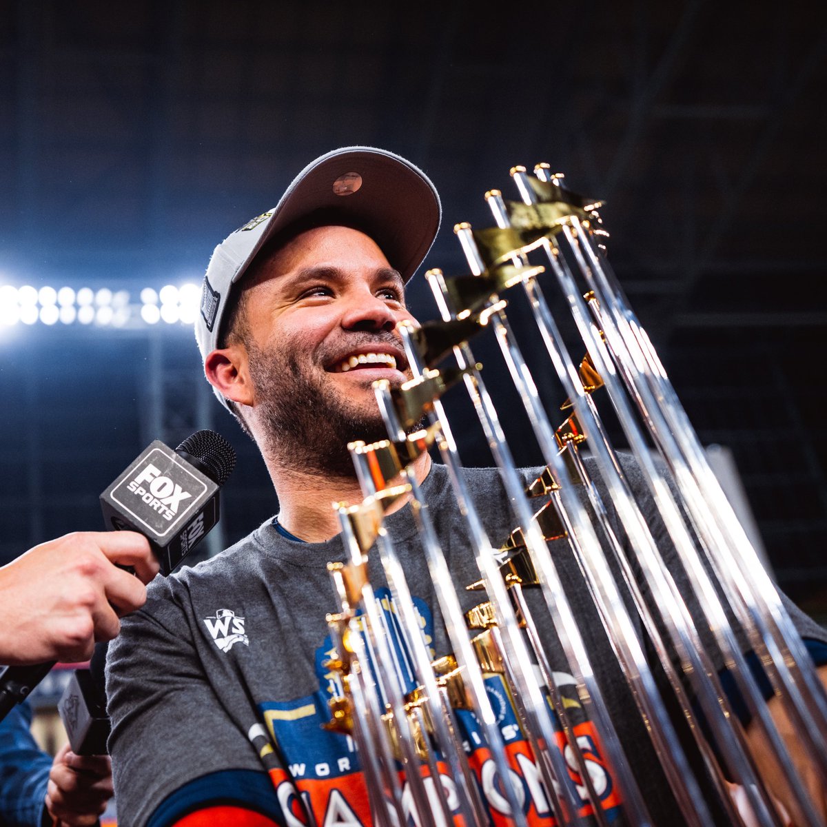 EfrTaVarela's tweet photo. Happy #VictoryMonday Astros fans! #HowBoutThemStros #WorldSeriesChamps https://t.co/6qcnErQjY0