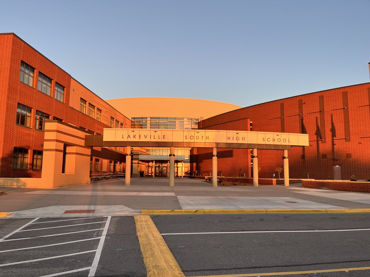 Good morning! It’s #MNSHAPE22 convention day. Registration opens at 8:00 AM and we can’t wait to see all of you! #MovingForwardTogether