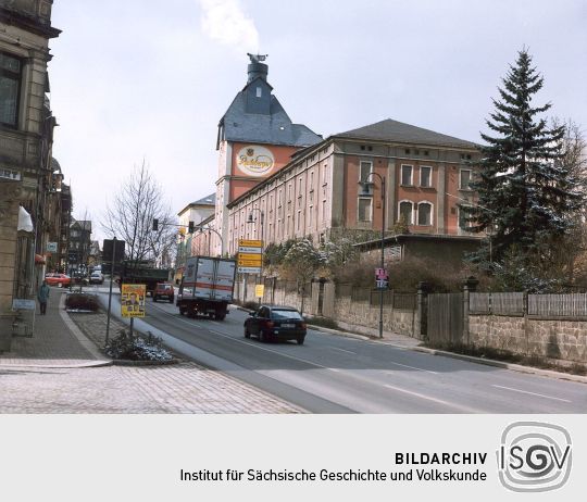 Radberg...Rodenperg...Radebergk...Radeberg! Schon interessant, wie sich der Name einer Stadt entwickeln kann. Als ich am HOV mitarbeiten durfte, habe ich die Gelegenheit ergriffen und mal nach meiner Heimatstadt gesucht. ☀️ hov.isgv.de/Radeberg
#takeover #isgvpraktikum