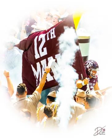 AggieQBClub's tweet photo. Only 2 more meetings left of the year! See you Nov 9th &amp; Nov 17th. Bring a buddy &amp; let’s raise money for @kidz1stfund 👍🏻 Find out more details https://t.co/3wCDU54Mbj https://t.co/e0sscYXdtj