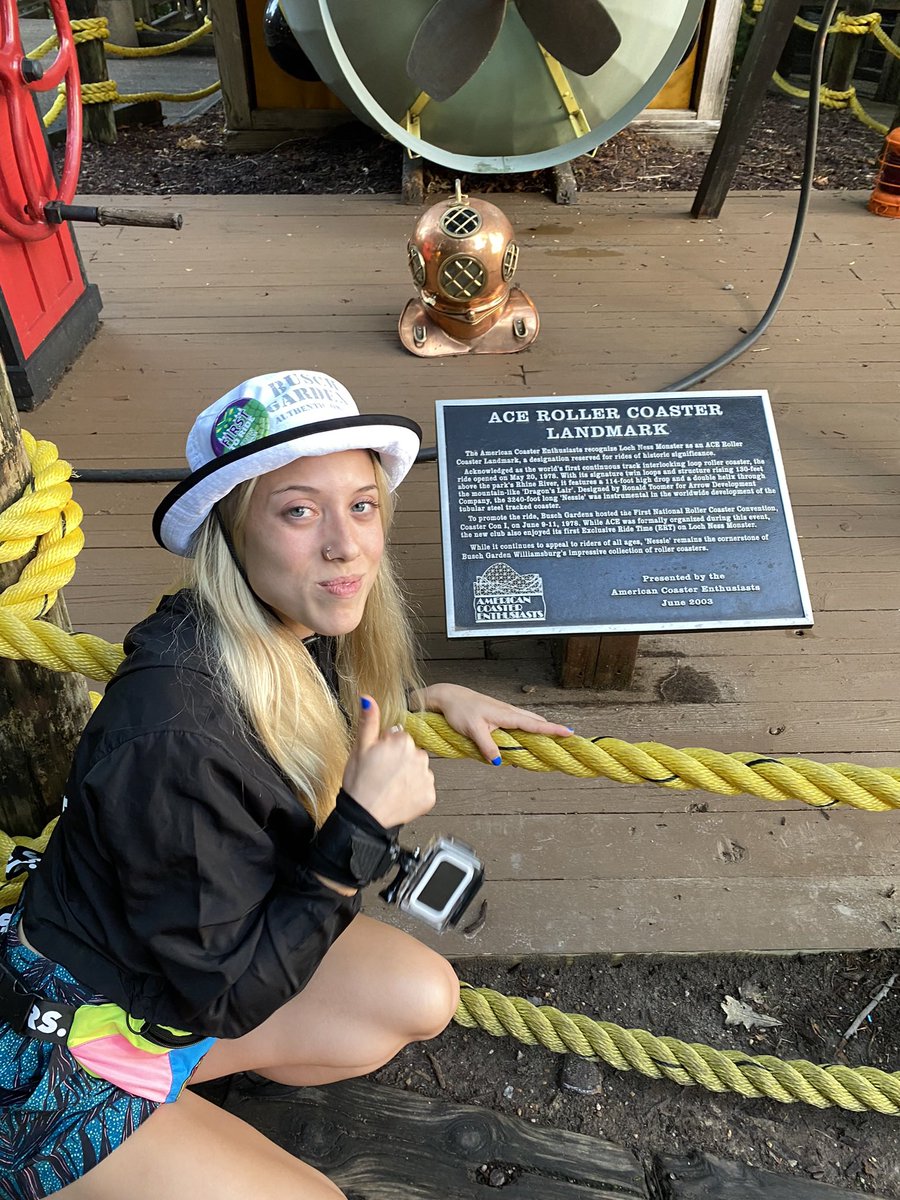 TapanesSamantha's tweet image. Didn’t get the chance to visit as many as I did last year but I did get to cross the legendary Loch Ness off my list at @BuschGardensVA #interlockingloops