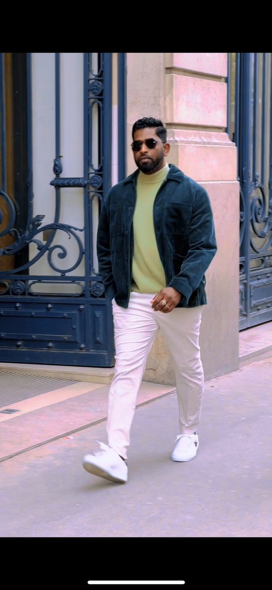 Every morning you have two choices: continue to sleep with your dreams or wake up and chase them. #fyp #happymonday #menswear #Mensfashion #BiggBossTamil6 #livingmybestlife