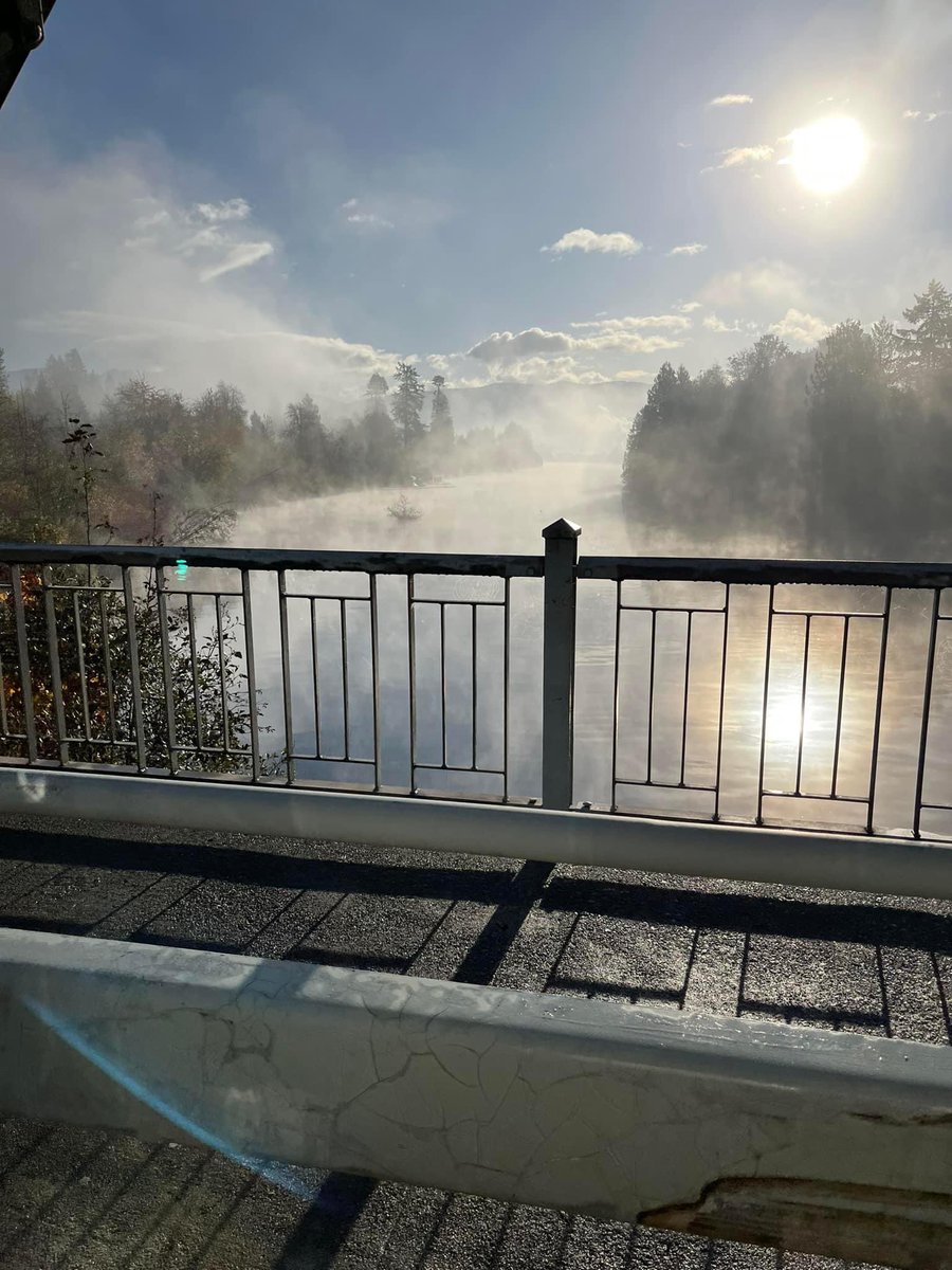 itrustgold's tweet photo. @Missykaupa On my way to work… nature never fails to deliver https://t.co/T0qu99mOcy