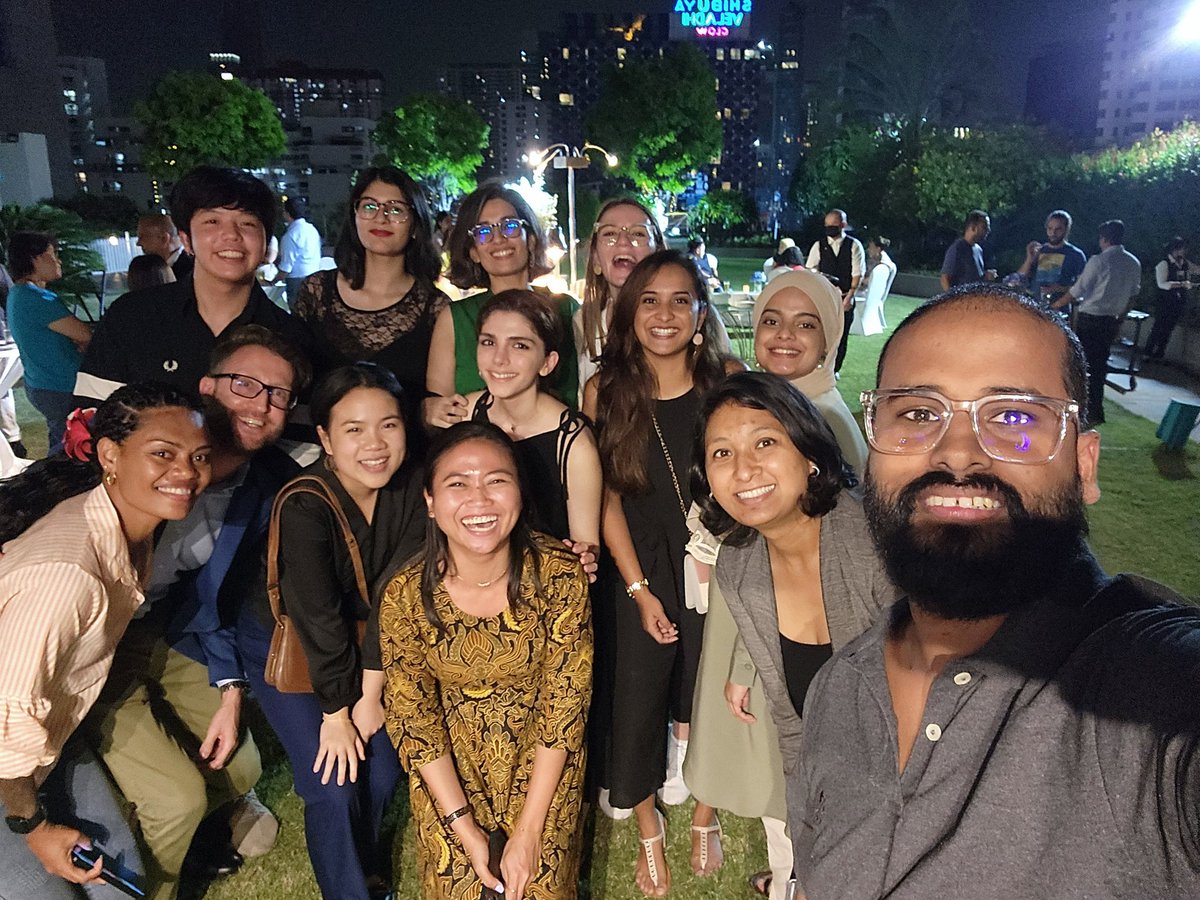 MominaSl's tweet image. Very meaningful meeting fellow comms colleagues at the #UNDP Bangkok Regional Workshop, exploring crisis comms, portfolio thinking, partnerships &amp;amp; how best to tell human stories for #DevelopmentComms. Thanks @cedscribe, the @UNDPasiapac team &amp;amp; @ammaradurrani for the opportunity!