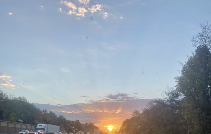 Check out this beautiful sunrise. New day, new opportunities have a great day everyone ! https://t.c
