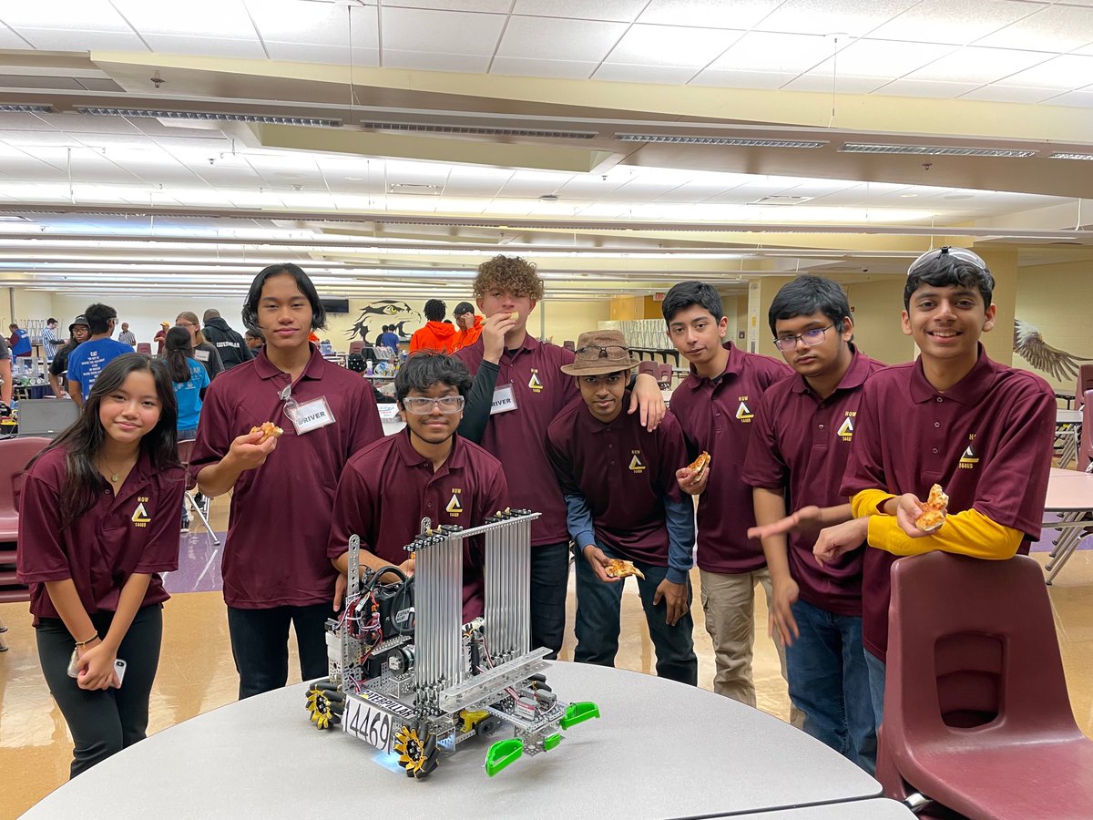 HowRobotics's tweet image. It was a good Meet #1 on Saturday at Dunlap High School. We took the opportunity to interact a lot with other local teams and it was also a fun learning experience for our junior team. Sprint 4 went 4-1.
-
-
#FTC #ftcrobotics #Robot #Robotics #Robots #omgrobots #powerplay