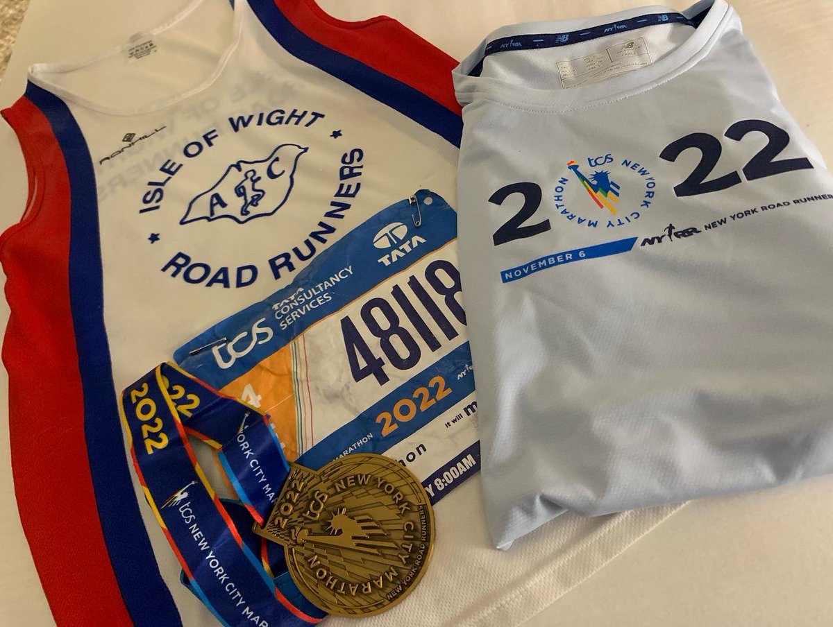 SarahSharp2's tweet photo. We came and we conquered. Booked this challenge at the lowest point of my life 3 years ago, so very thankful to have finished. #TCSNYCMarathon https://t.co/bg951cyp8P