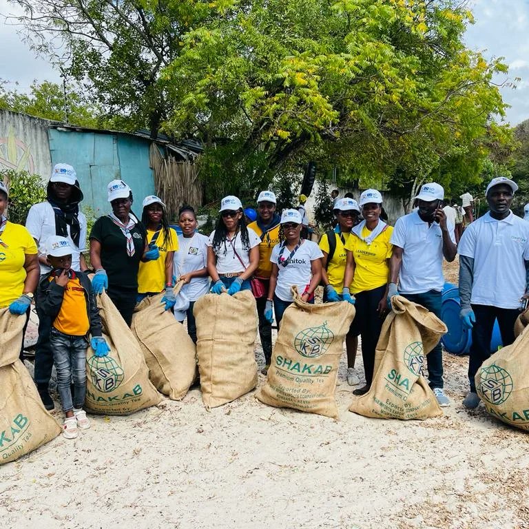 Go Blue Beach clean-up was a success. Over 60 Scouts and Guides joined in the cleanup event whose aim is to reduce marine litter on the beach & underwater sensitive ecosystems (corals reefs and seagrasses) as well as provide a platform for knowledge transfer & awareness raising