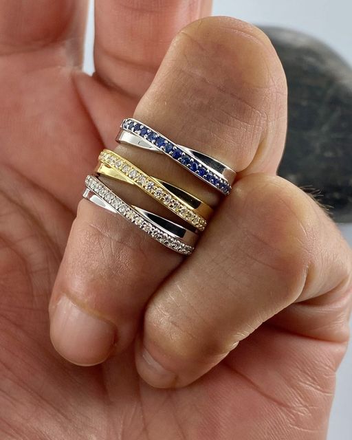 myloveweddring's tweet image. Infinity love - Diamond-Sapphire- Emerald wedding Band - Anniversary Ring 
#infinityring #diamondinfinityring #diamondring#weddingband#anniversarygift #anniversaryring #promisering #infinitylove #foreverlove