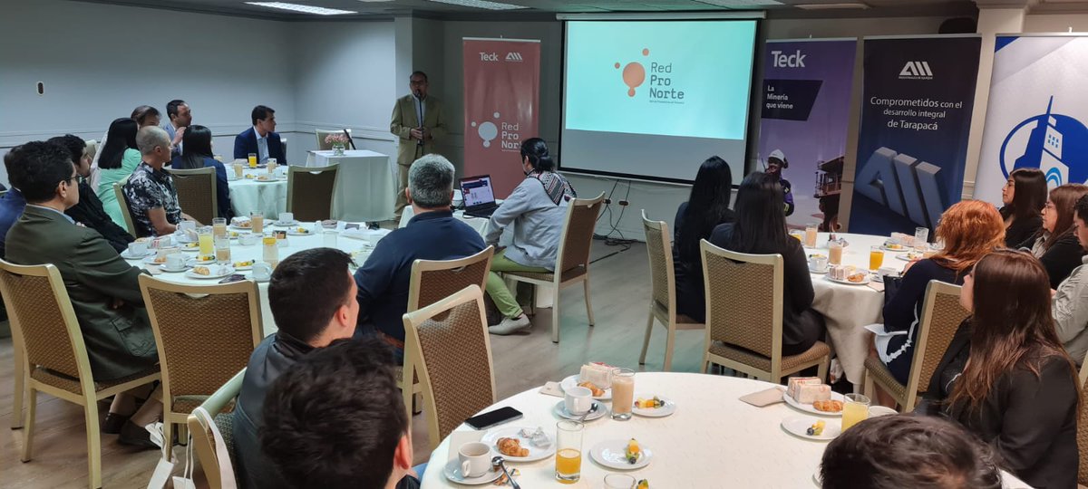 Red_ProNorte's tweet photo. Empresas socias de @iquiquecomercio participaron de un desayuno informativo sobre el portal @Red_ProNorte, donde el equipo de @aiigremio y @TeckChile les dieron a conocer en qué consiste el portal y sus beneficios. https://t.co/SkMxNAY0Wd
