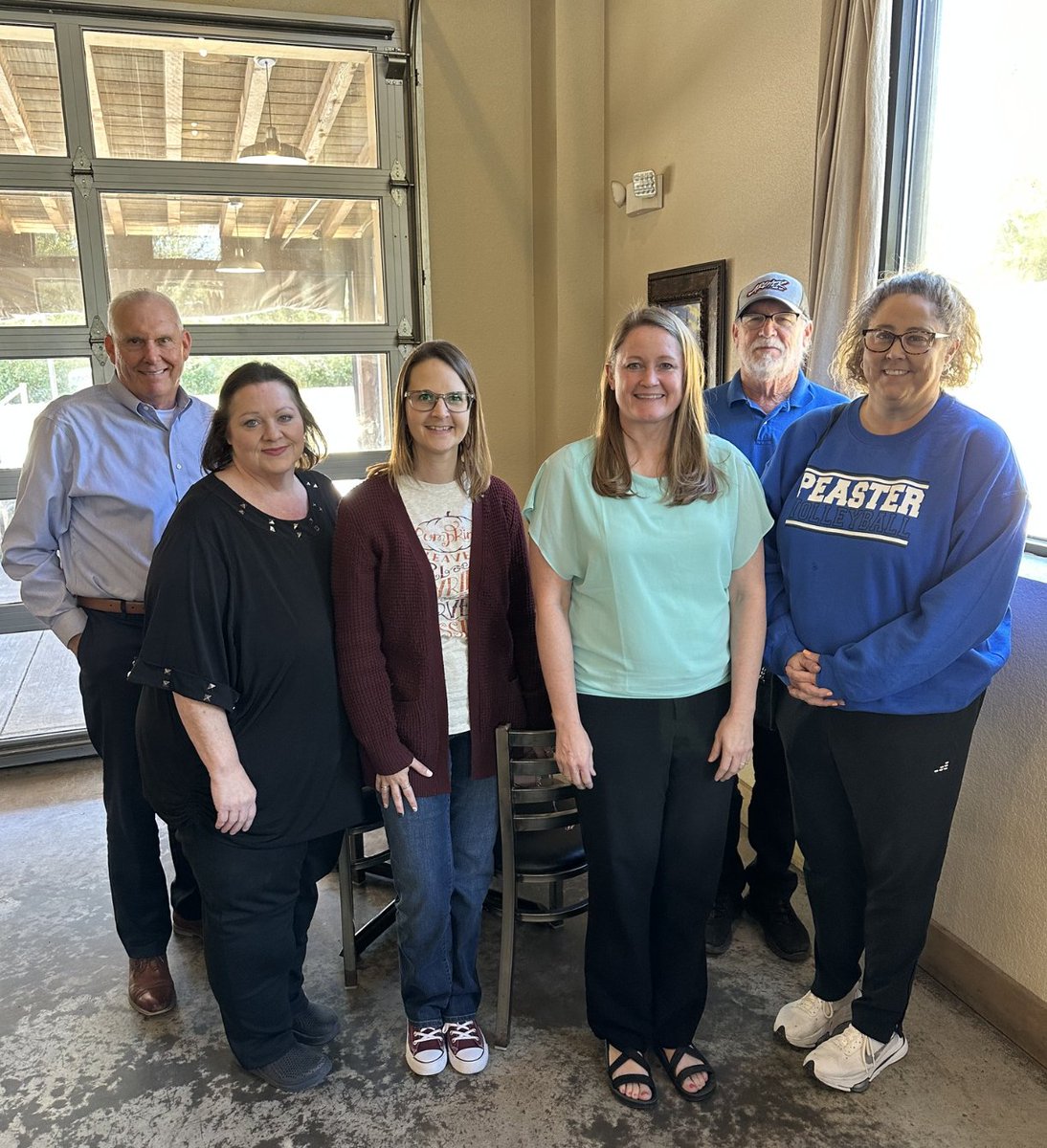 EMPLOYEES OF THE MONTH⭐️ They are team players, support learning, help students, &amp; have a positive attitude.💙 THANK YOU! CONGRATULATIONS!!🥳
Pic: Acting Sup. Keith Scharnhorst, Andrea Hayward, Carol Ann Warren, Gary Smith, Penny Ford, &amp; Michelle Rogers
