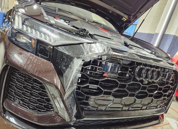 AutoActionNJ's tweet image. Check out this 2022 Audi RS Q8 that just left our shop! Our team did a stunning full wrap using Llumar gloss! Full PPF done &amp;amp; a K-40 Radar System! Looks incredible! Some pictures of the process included 🔥 #llumar #llumarppf #llumarpaintprotectionfilm #audi