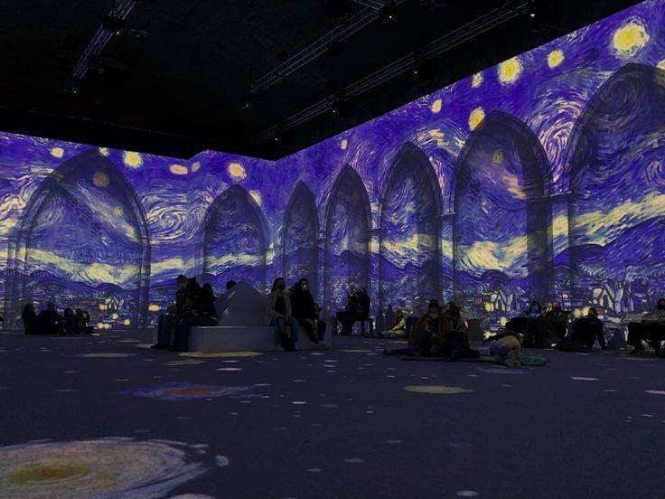 van gogh museum; a perfect place to have a date.