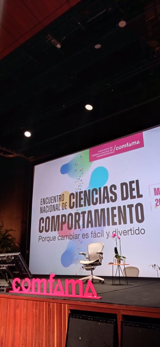 NiaCano's tweet photo. Hoy en el Encuentro Nacional de Ciencias del Comportamiento, profundizando sobre nuestro proceso de toma de decisiones. @Comfama @PerlaToro #encuentrocdc22 – en Museo de Arte Moderno Sede Ciudad del Río https://t.co/eyb4wQ9jCA