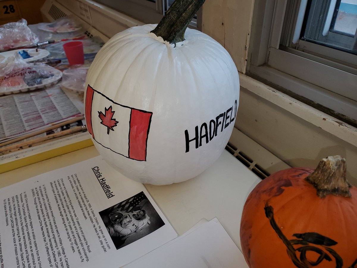 HarnettRachel's tweet image. Our pumpkin biographies by this junior class are awesome! Well done grade 5's!!! Can you tell who they are? 😋