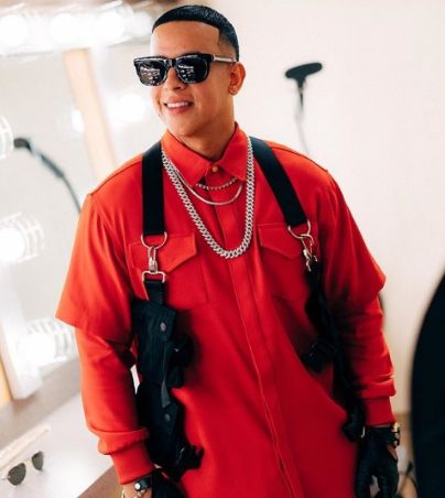 IsabelaRaxon's tweet photo. Y si hacen una colaboración @KimberlyLoaiza_  y @daddy_yankee  sería súper cúl no creen https://t.co/PBF9pUIfK9