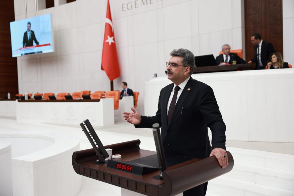 İyi Parti  Grubunun "Cumhurbaşkanları teşkilat kanunu veya mevzuat dışı diğer yöntemlerle Milli Eğitim Bakanlığı öğretmen atamaları yapılıp yapılmadığının araştırılması amacıyla Meclis araştırması açılması" konusunda AK Parti grubumuz adına konuşmamı gerçekleştirdim.