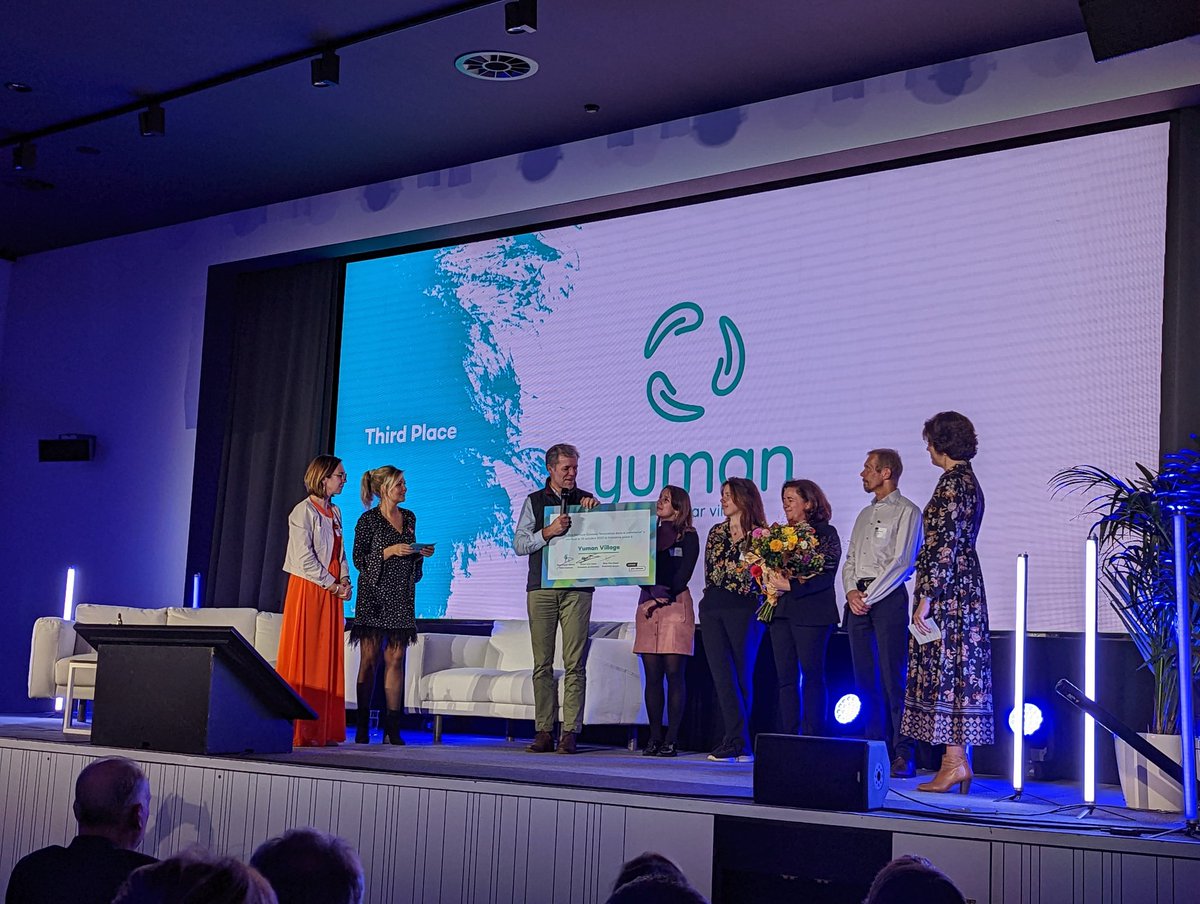 WVanEdom's tweet image. Proficiat aan Yuman met hun derde plaats in de #Mercuriusprijs @comeos_nl