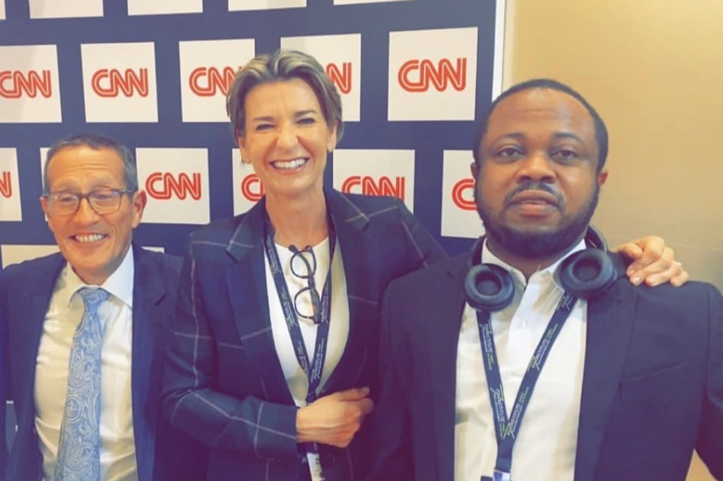 Still at the Future Investment Initiative in Saudi Arabia, @SowemimoAlex with Richard Quest and Becky Anderson 🎉🎉🎉