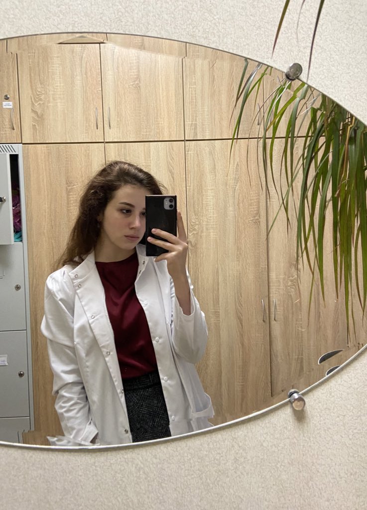 Ординатор буйного мужского психиатрического отделения