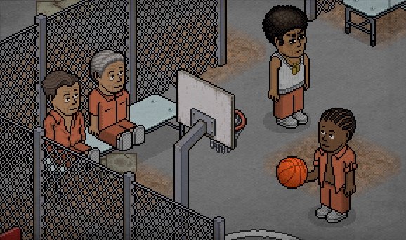 Penitenciaría de Lewisburg, 1982.

Negada la fianza por temor a que pudiera intimidar a los testigos, Bernie Zito ha permanecido en prisión desde que fue procesado junto a otras 18 personas en la acusación de 36 cargos bajo la Ley Rico que desencadenó el asesinato de Cammarano.