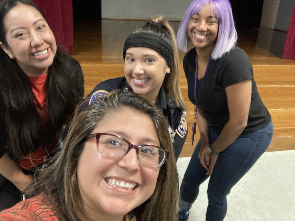 Thank you Deputy Perez from Precinct 6 for educating our students on saying no to drugs. We love having you at Cage Elementary.