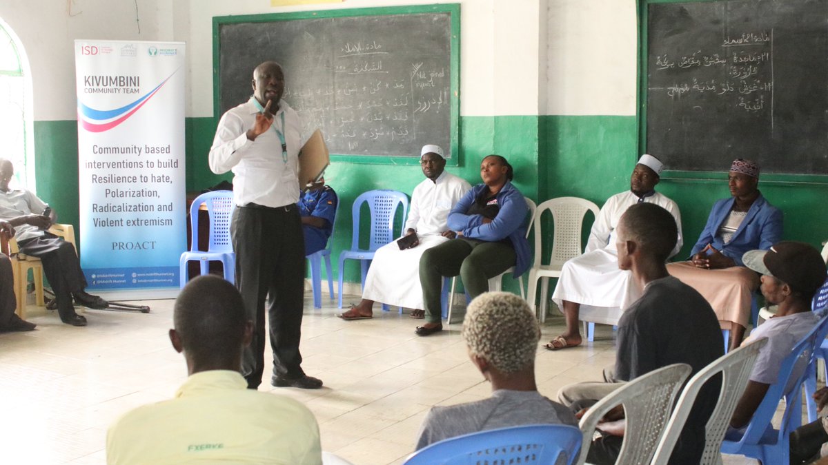 Kivumbini community team held a dialogue forum with security actors from Bondeni location as we continue to power solutions to extremism and polarization in Nakuru county. 
<a href="/ISDglobal/">Institute for Strategic Dialogue</a> ,<a href="/NCTC_Kenya/">NCTC Kenya</a> ,<a href="/tendasasa/">Act Change Transform (Act!)</a>