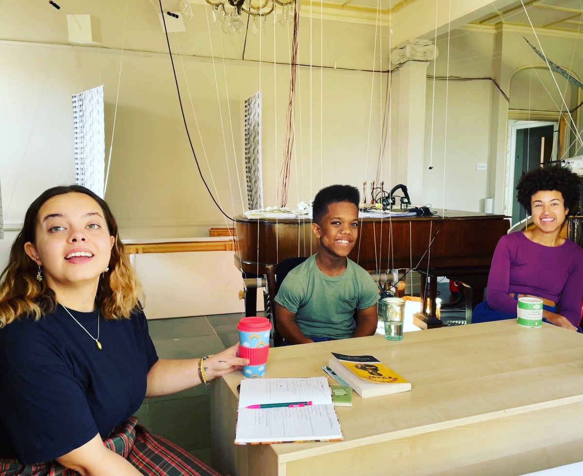 ExploreArch's tweet photo. Our Wednesday skill up meeting was blended today since we’re in various exciting places around the world. We have exciting news that we’ll be able to share soon. Watch this space! And head to @TownExploreBook for the brilliant result of our crowd funder campaign. #ExploreTheArch https://t.co/EKTIRgOxuk