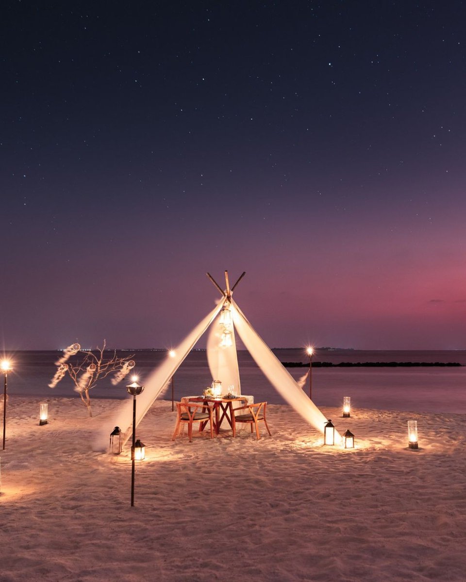 thenautilusmv's tweet photo. Welcome to a place where all your tales are coloured with magic and sprinkled with whimsical charm. Be spellbound and set free as you enjoy the freedom to dream this festive season.
https://t.co/FKGeXRgUfG
#TheNautilusMaldives #AWorldOfYourOwnMaking https://t.co/tM3fbmWap7