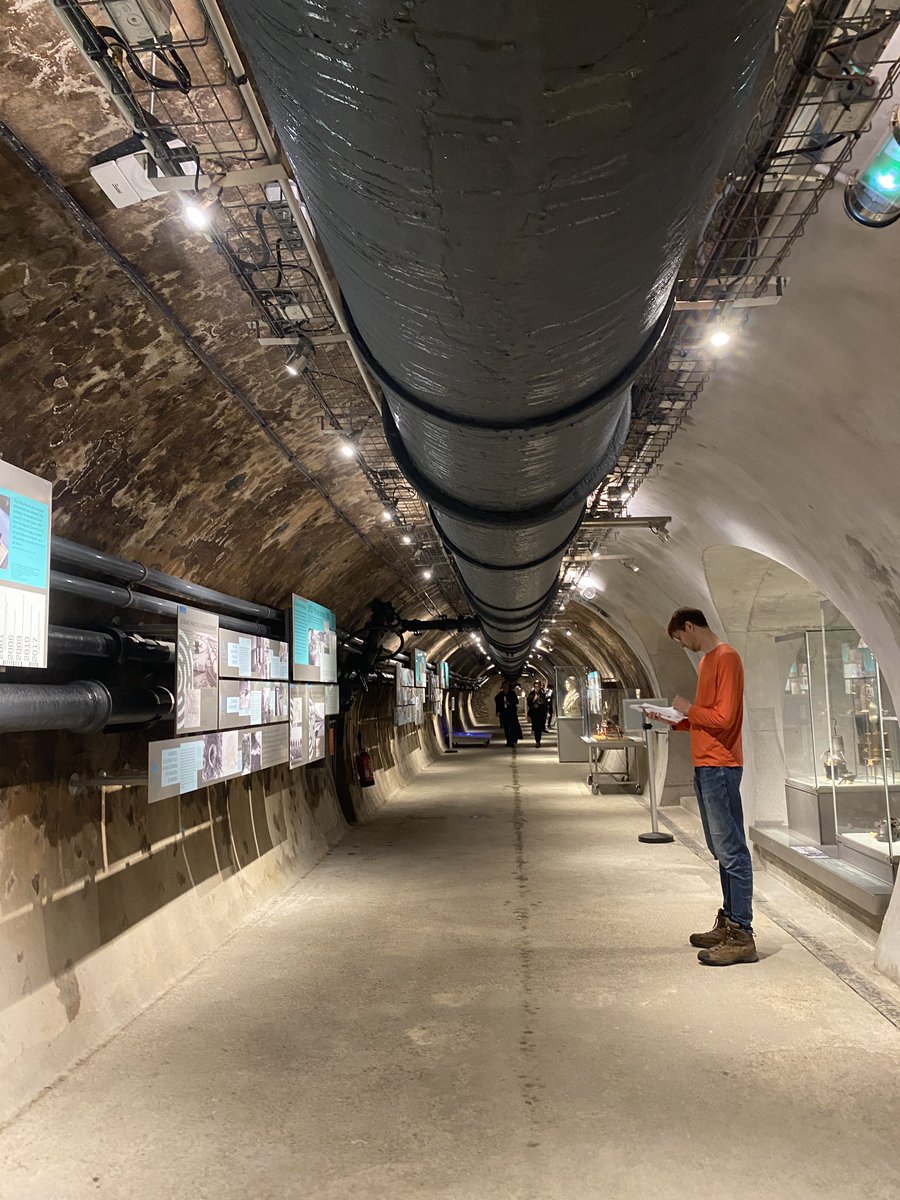 MelLaurencon's tweet photo. Visite didactique (et olfactive……) au musée des égouts de @Paris https://t.co/QujVbm7Qh4