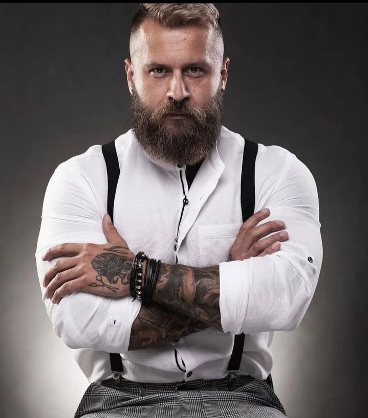 Beardlo48572361's tweet photo. Follow : @beardlover60
#beardmen
#beardstyle
#beardking
#beardforlife
#beardworld
Follow: @beardlover60
#beardboss
#beardvillanis
#beardsofinstagram
#beardfashion
#beardmodel
#beardusa
#beardpower
#beardlovers
#beardlover https://t.co/haNNBxsM6y