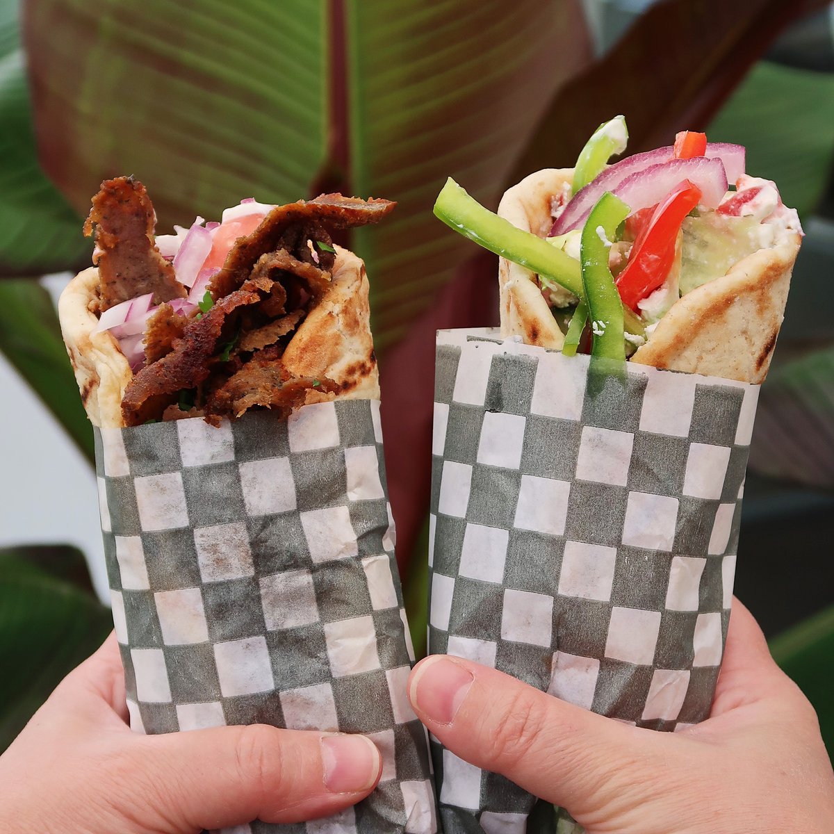 FlogaToronto's tweet photo. Two pitas are better than one! 🥙 Our Pick-up Pitas include two pitas of your choice, two fries and two bottled drinks.* This is the last week to enjoy our Pick-up Pitas. Order today via link in bio! 🔗

*For takeout, only $30 +HST https://t.co/IOzj2bzOEz