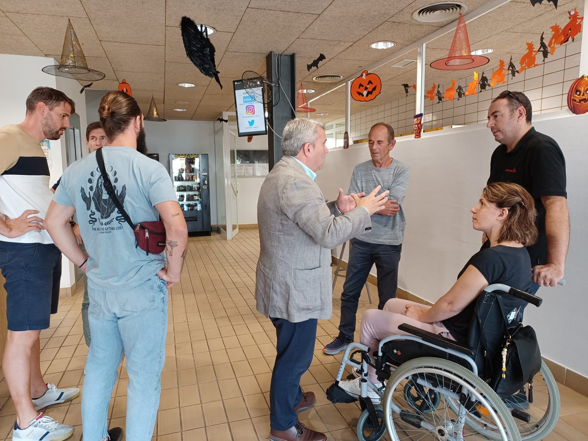 incaciutat's tweet image. 🗣️Avui hem presentat la 🏃‍♀️9ª Cursa de sa Galleta d'aquest dissabte 🗓️29 d'octubre, dins del marc de la 2ª Fira, dedicada a l'Oci i a l'Esport. 📍Piscines municipals d'Inca Catalina Corró Lorente.

 ℹ️Carrera en benefici a Cristina de Ves.

📝Inscripcions a elitechip.net