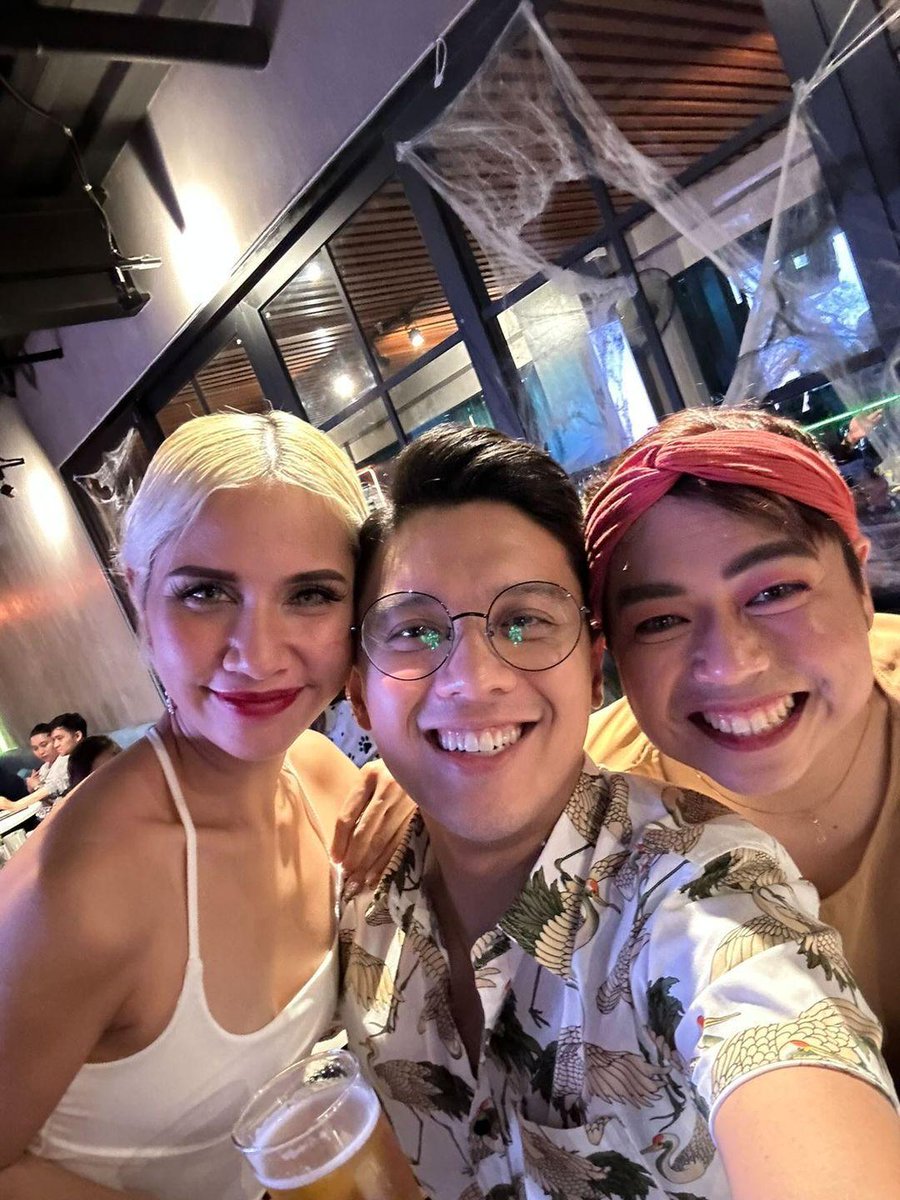 jaybarrameda86's tweet photo. With my peyborit duet partner. Welcome home @TimPavino ! 

@tintinvirtucio @boogabunada https://t.co/YHlKpQNdXg