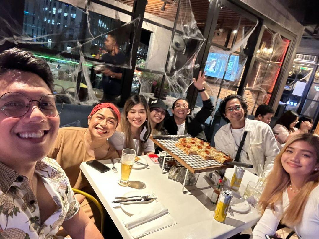 jaybarrameda86's tweet photo. With my peyborit duet partner. Welcome home @TimPavino ! 

@tintinvirtucio @boogabunada https://t.co/YHlKpQNdXg