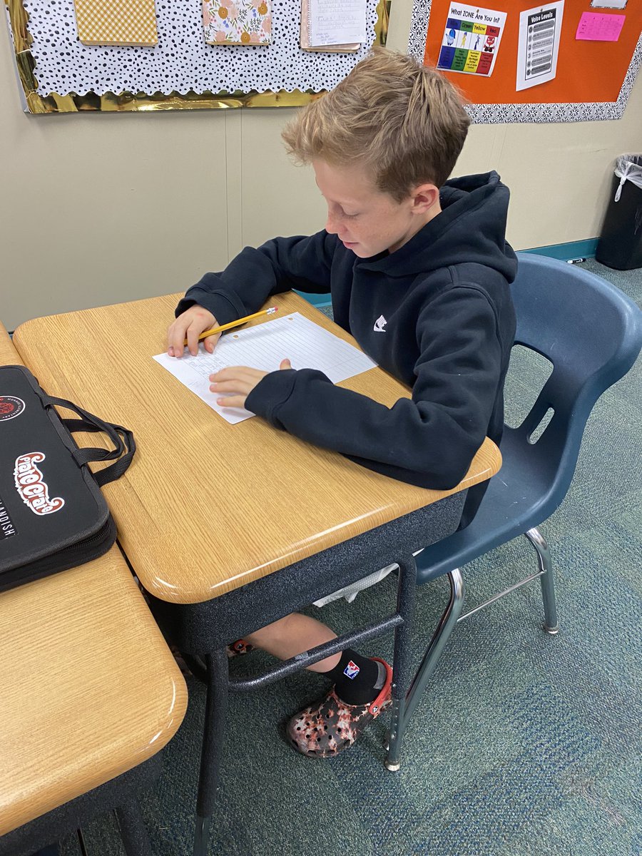 RileyNort's tweet photo. Kayl is working hard and crushing ELA this year! Keep up the hard work, Kayl 🤩 https://t.co/5k8wKGS0sA