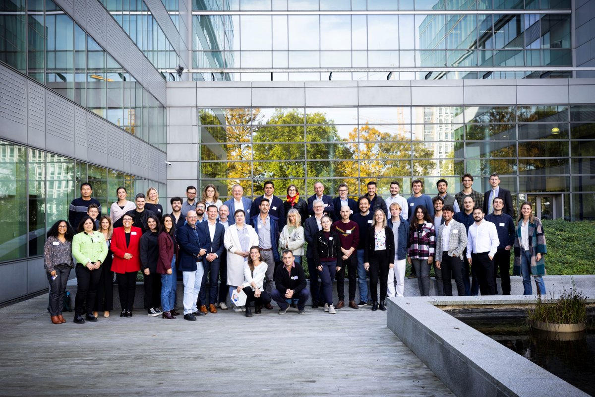 Final event presentations and a part of the gallery are now available on our website. Thanks for joining, for your questions and for the proactive participation in all ordinary and out-of-ordinary sessions! Recordings and full pictures set coming soon.

renaissance-h2020.eu/final-event-re…