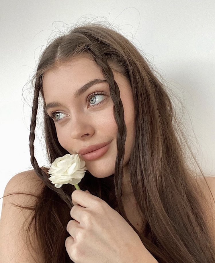 supxrnovaa's tweet photo. ❛ 𝐵𝑎𝑏𝑦, 𝐼 𝑟𝑢𝑛 𝑙𝑖𝑘𝑒 𝑎 𝑤𝑖𝑙𝑑𝑓𝑙𝑜𝑤𝑒𝑟 🌸 https://t.co/JXOTefeo3m