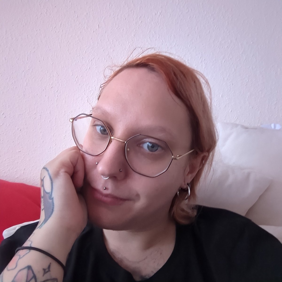 PrincessStarrkk's tweet photo. So hier Mal ein kurzes Lebenszeichen, lebe ja aktuell bei meiner Tante, Zuhause ist ja Corona 😢 und es hat sich noch etwas mehr getan https://t.co/bEpMEzKs8e