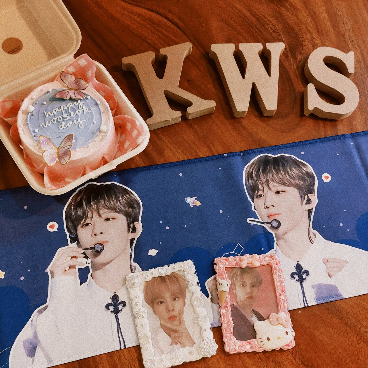 dda_dnwm's tweet photo. *✧･ﾟ:* 𝙝𝙖𝙥𝙥𝙮 𝙬𝙤𝙤𝙨𝙚𝙤𝙠 𝙙𝙖𝙮 *:･ﾟ✧*

#우석이의_스물일곱번째_생일
#HAPPY27thWooseokDay
@KWS_official_ https://t.co/YHLMBC8dNh