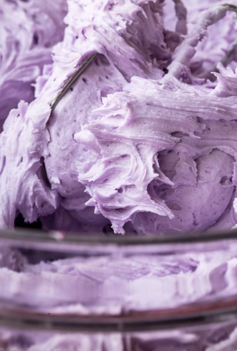 KoernerCo's tweet image. Searching for the perfect icing colors to elevate your baked goods? Shop our variety of #Chefmaster Liqua-Gel colors that will leave your desserts not only tasting great, &amp;amp; looking amazing.
SHOP: koerner-co.com/violet-liqua-g…

#koernercompany #cakewars #cakedecorating #cakedesign