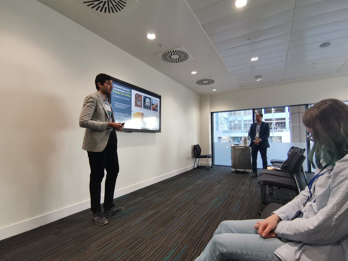 IEEE ICECS 2022 tweet media