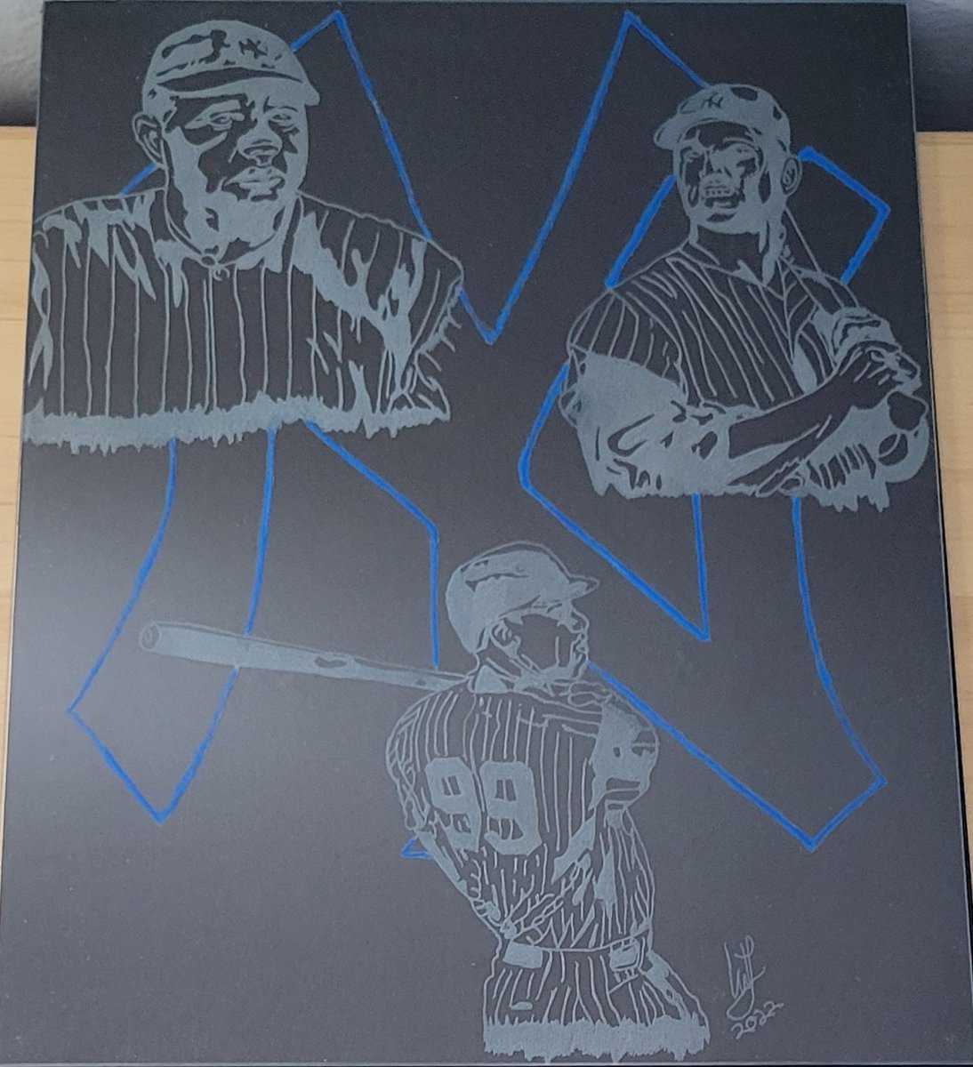 disciple1028's tweet photo. @boriqua0722 @DawnDiamondHand @AmandaMarquesP9
just finished this one of the best of the Yankees. babe (60) Roger (61) and Aaron (62). freehand etch on a 11"x14" glass. one of a kind. has glow in the dark paint on the logo so at night it lights up. #Yankees #glassart #etchart https://t.co/AGWclJ2hP7