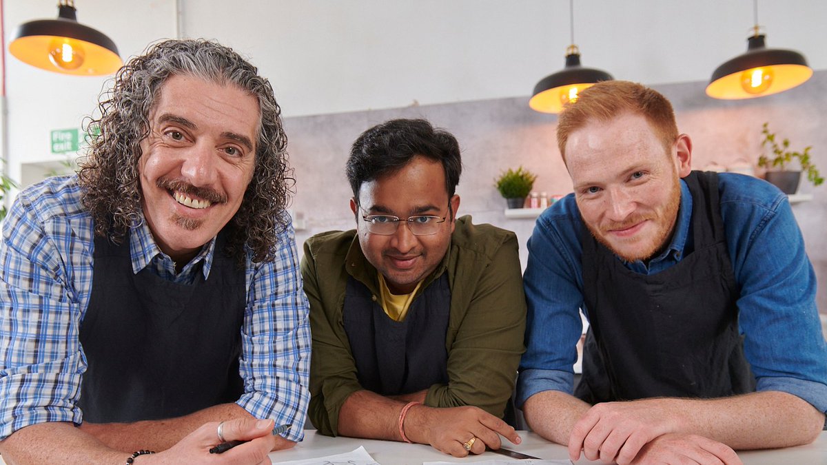 ThisIsEng's tweet photo. The secret's out - we're working with 3 #GBBO baking engineers @CakeSmyth @giuseppecooks and @BakeWithRahul to create a tasty treat for #NationalEngineeringDay 👀

Find out more about our #EngineeringCakes competition and National Engineering Day here: https://t.co/3MzUquM1Oj https://t.co/aog9omZmKK